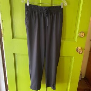 T by Talbots NWT 2021 BLACK stretch pant sizes M &L available!!!